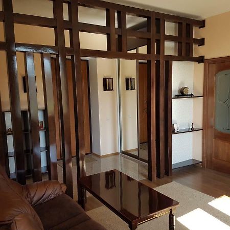 Rising Sun Apartment Мінськ Екстер'єр фото
